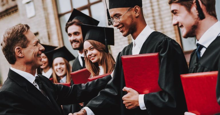 école de communication diplomes